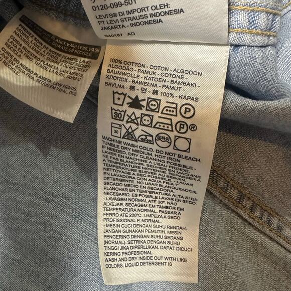 Levi’s Denim Button Front Dress - Picture 6 of 7